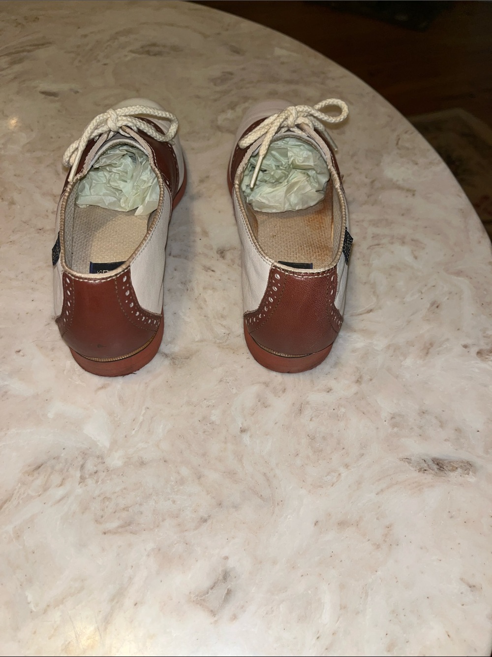 Vintage Dexter Cream and Brown Saddle Shoes - Picture 4 of 10